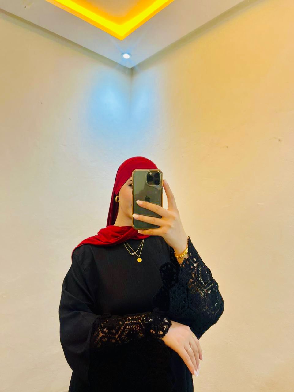 Robe Nour